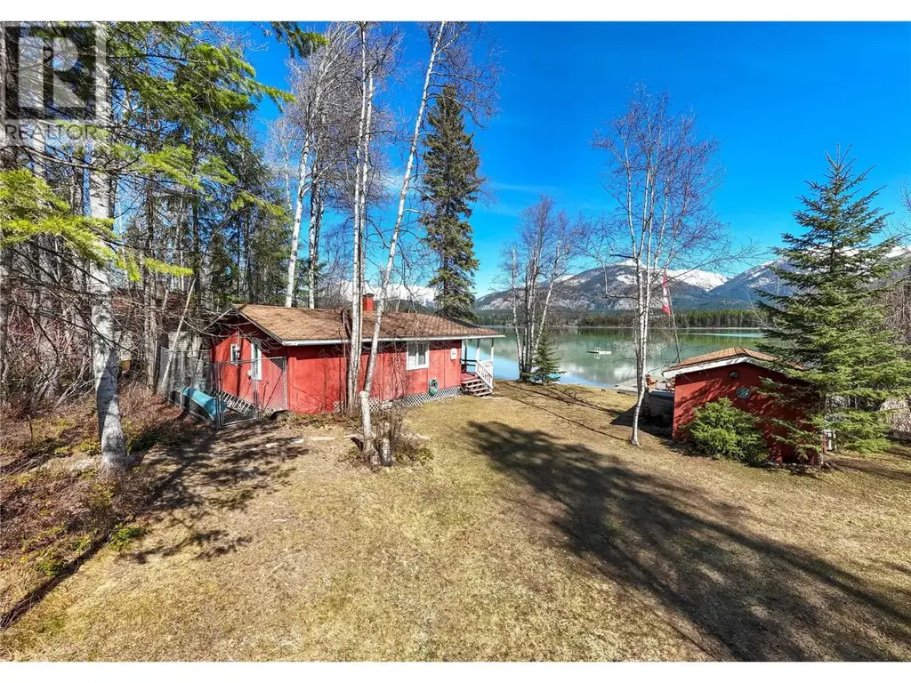 1415 Tie Lake Shore S Road, Jaffray